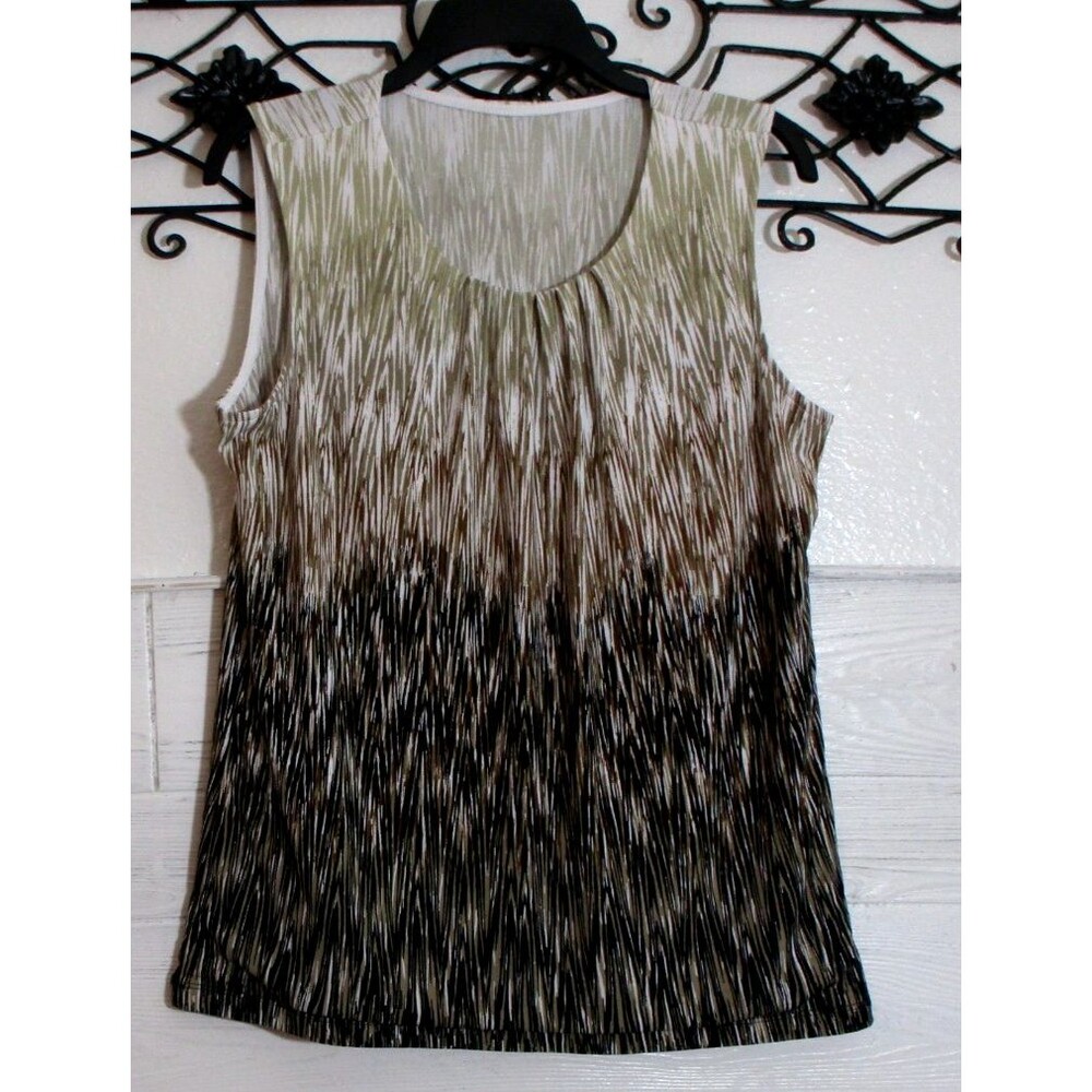 Christopher & Banks Women's Top Size M Sleeveless Multicolored Round Neck